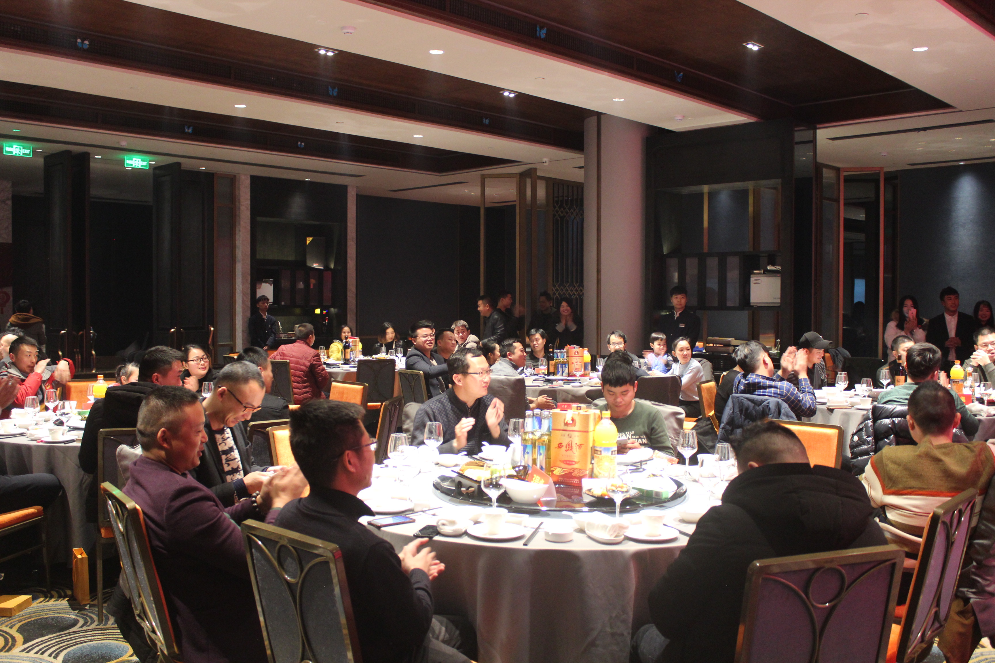 湖南中央空調(diào)，長(zhǎng)沙中央空調(diào)，中央空調(diào)